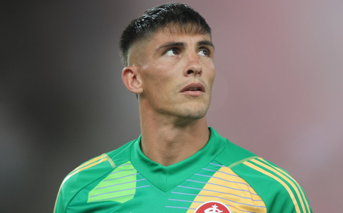 Internacional: veja prazo de recuperação de Rochet após cirurgia na mão esquerda