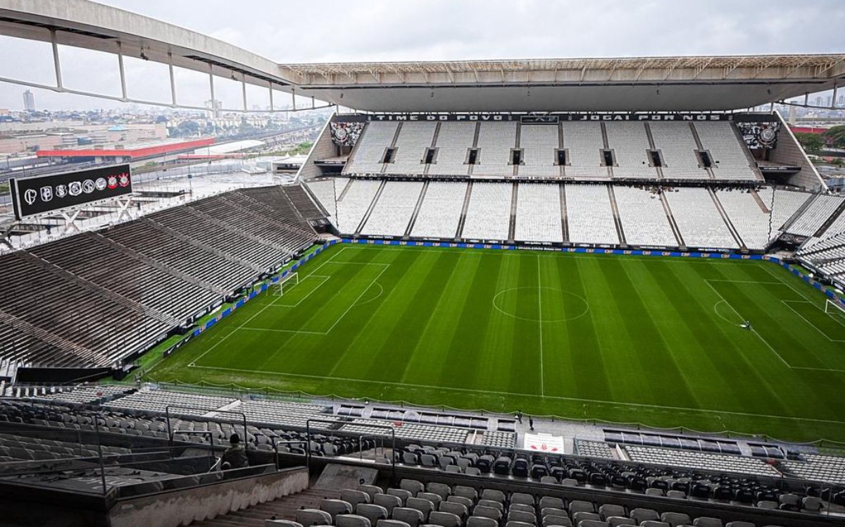 Corinthians busca solução definitiva para dívida com a Caixa Econômica Federal