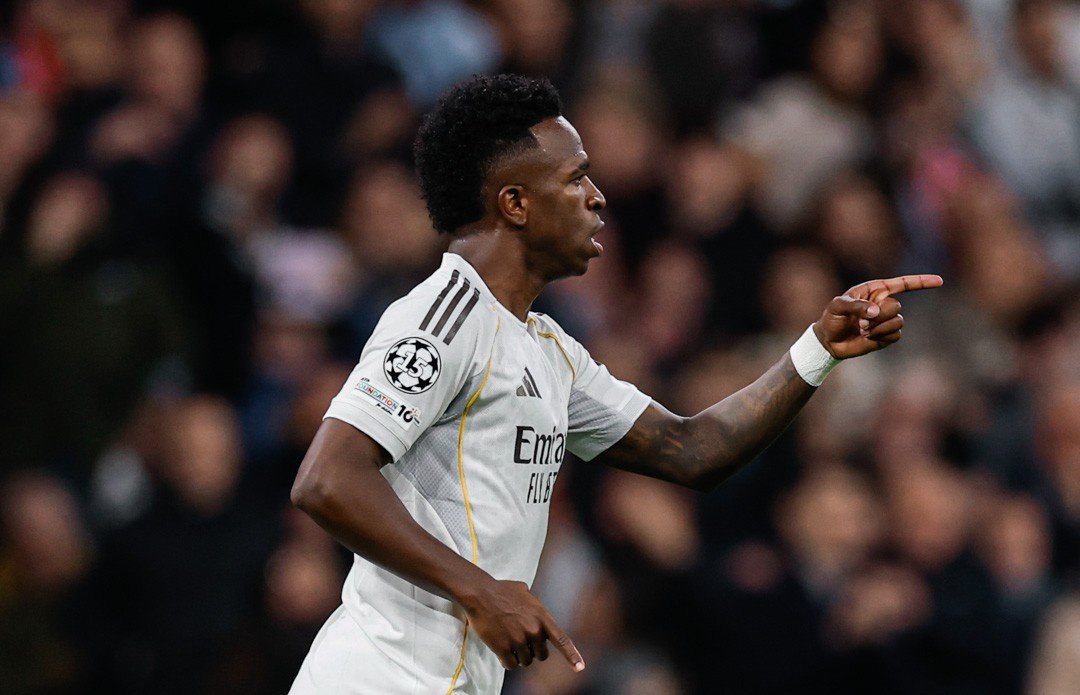 Vinícius Júnior admite desejo de permanecer no Real Madrid e fala sobre  sua renovação de contrato